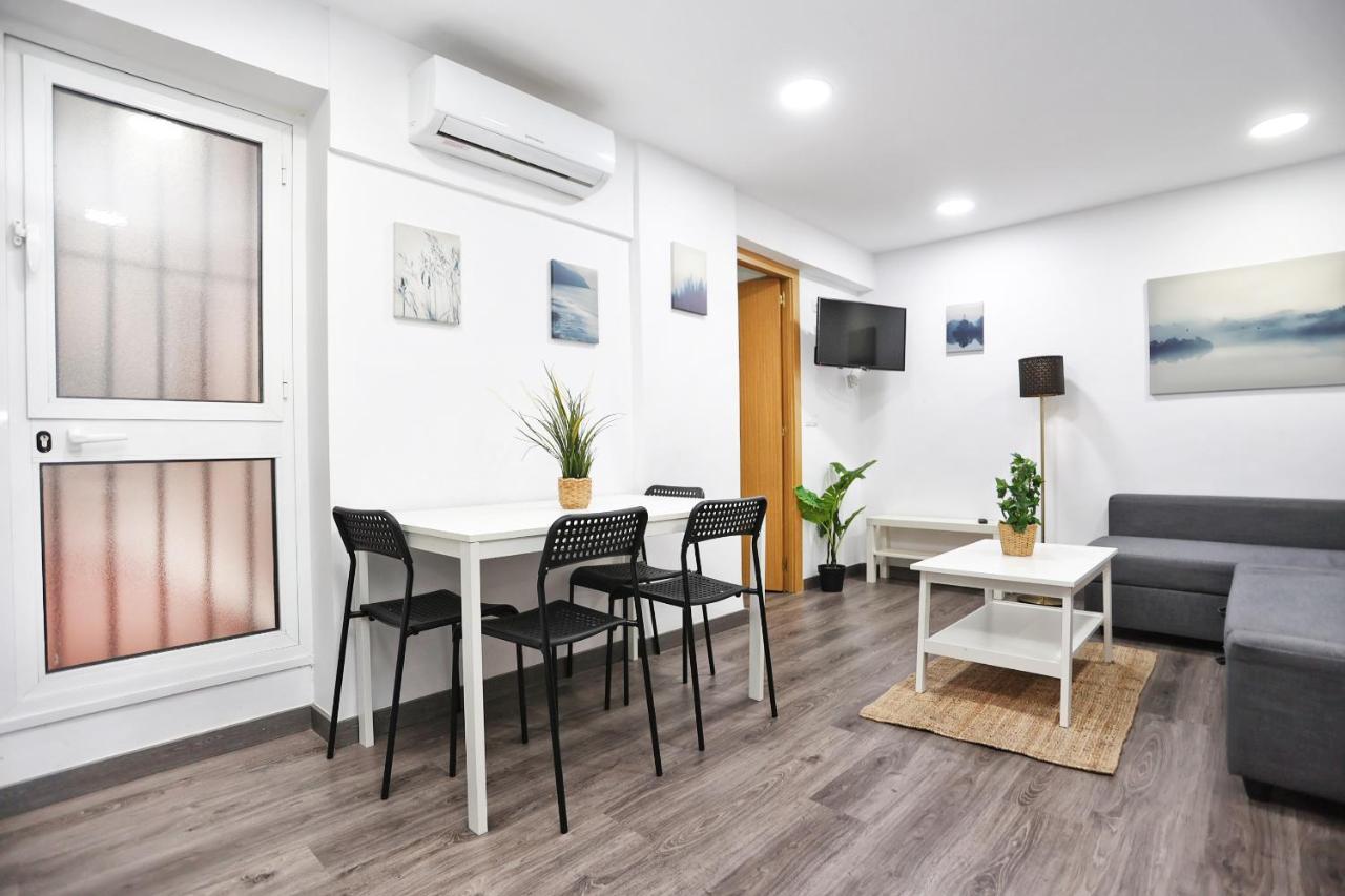Apartment Holidays2malaga Goya - Zona Huelin & 500 Mts De La Playa *